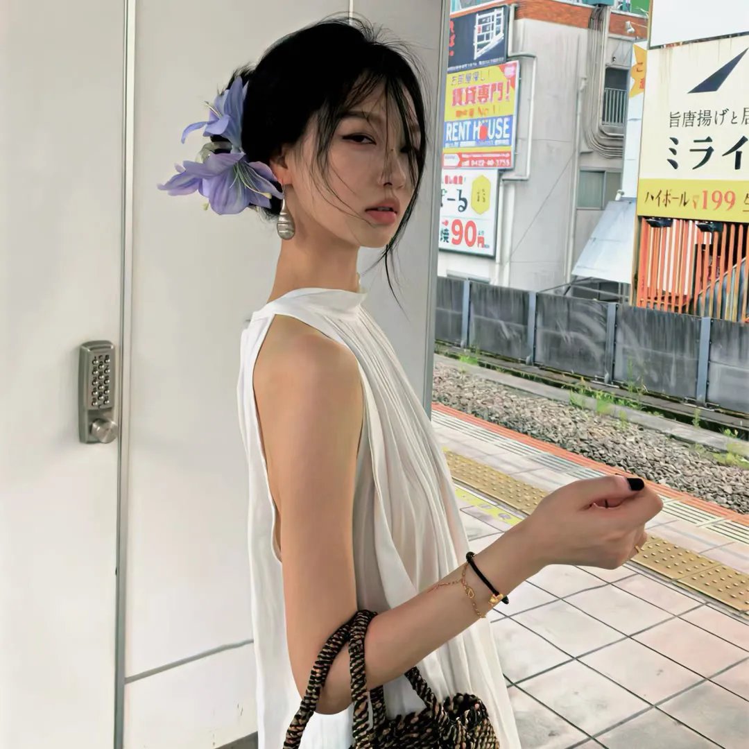 她爱